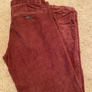 Gapkhakis maroon corduroys